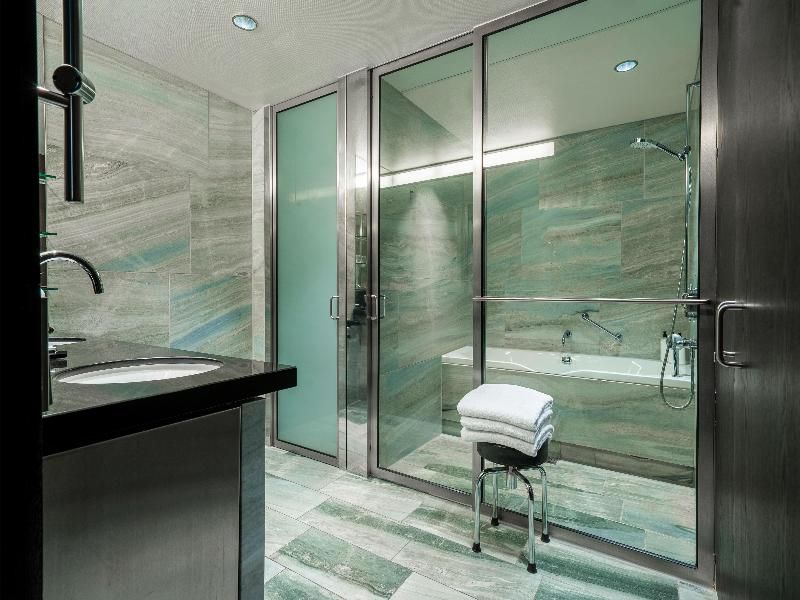 undefined Grand Hyatt Berlin 8