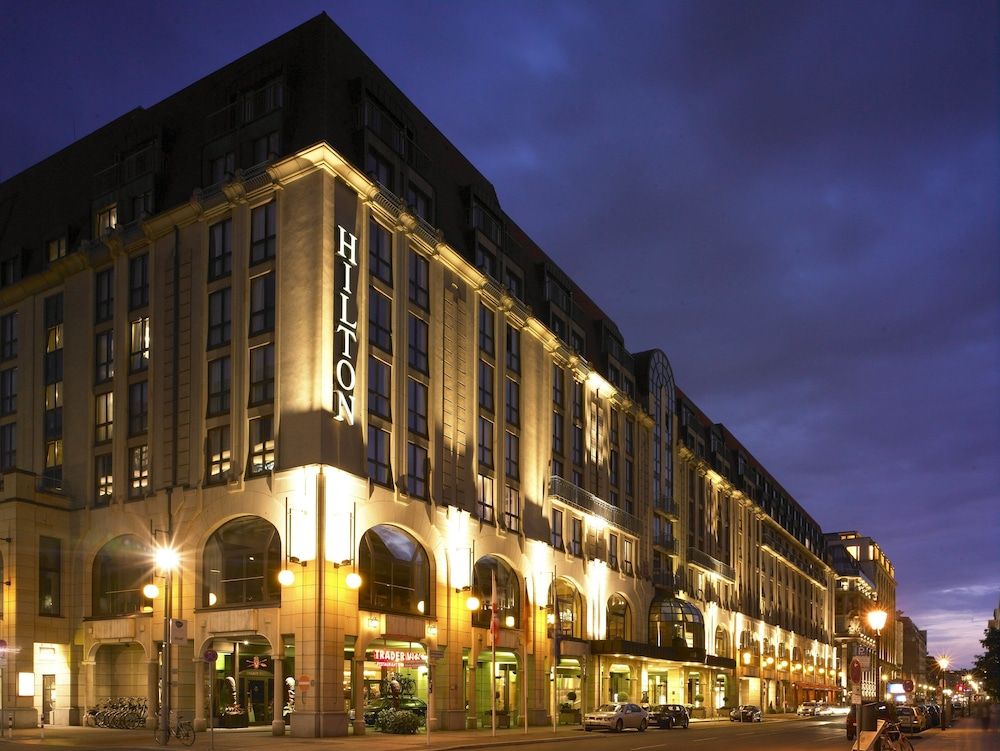 undefined Hilton Berlin 8