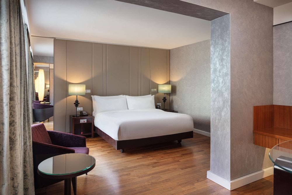 undefined Hilton Berlin 5