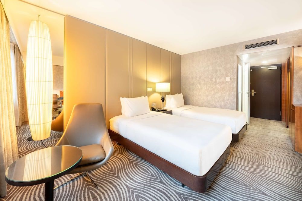 undefined Hilton Berlin 5