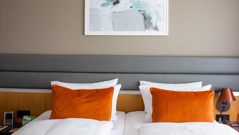 Standard Room, 1 Queen Bed with Sofa bed