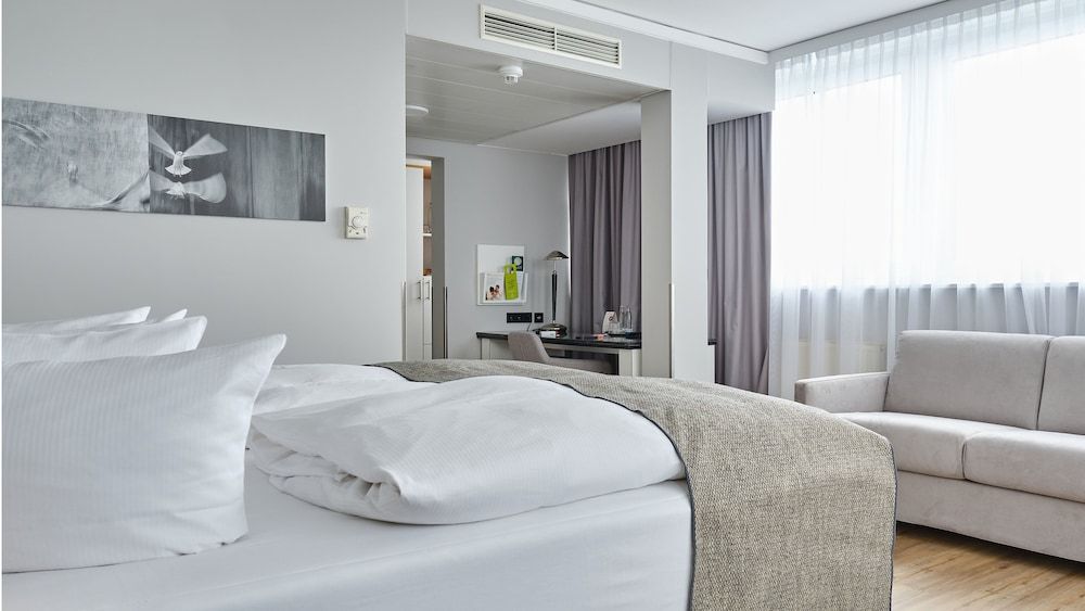 Suite, 1 King Bed