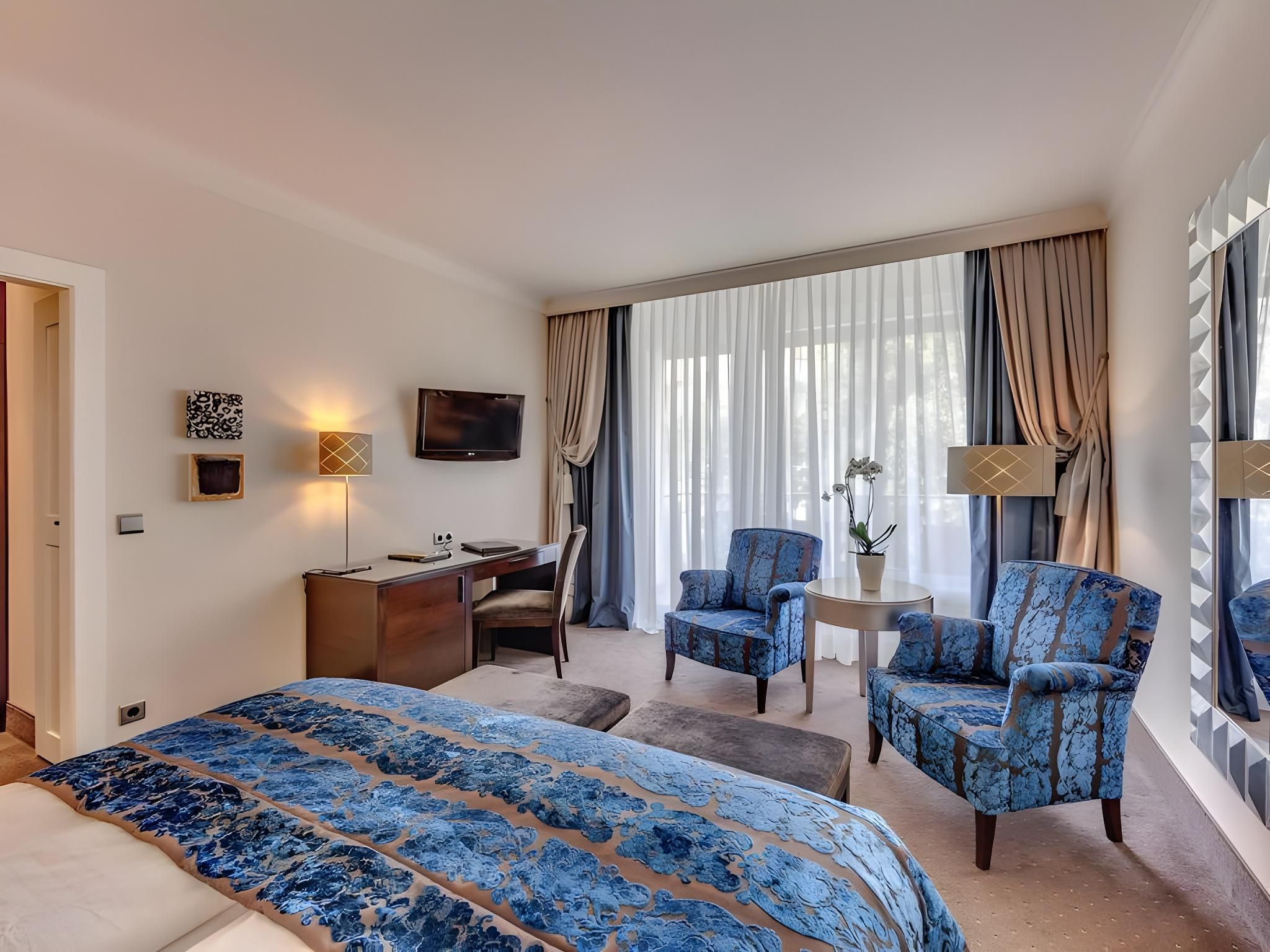 undefined Bernstein Villa Kastania 8