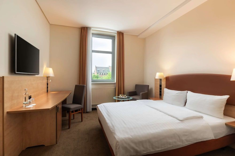 IntercityHotel Berlin Ostbahnhof Business Room 3