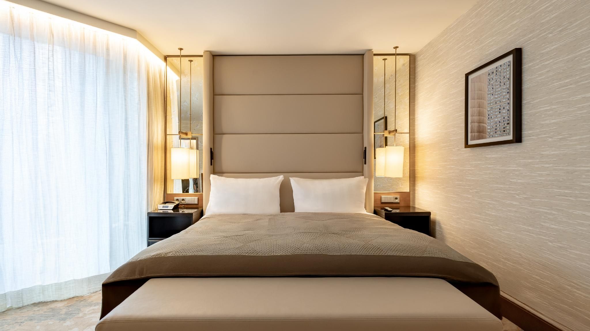 undefined InterContinental Berlin by IHG 9
