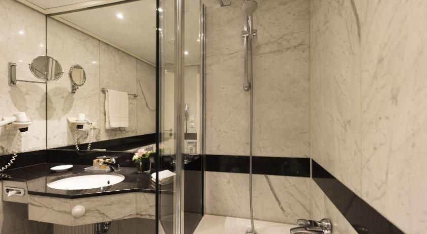 Maritim proArte Hotel Berlin Classic Double Room 14