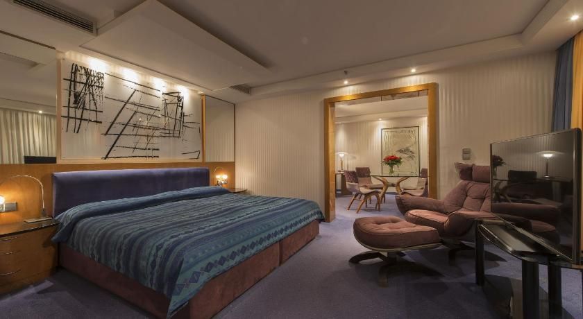 undefined Maritim proArte Hotel Berlin 9