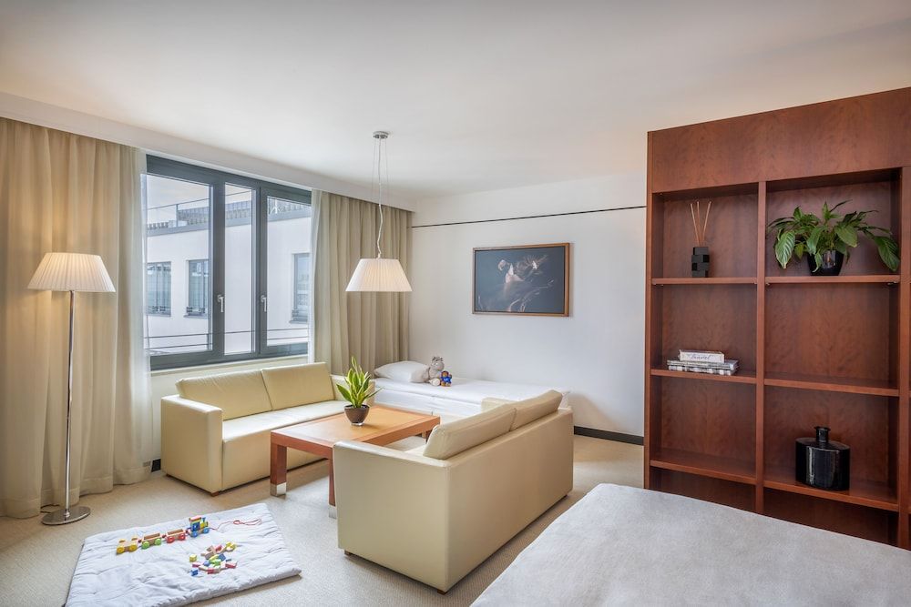 undefined Melia Berlin 7