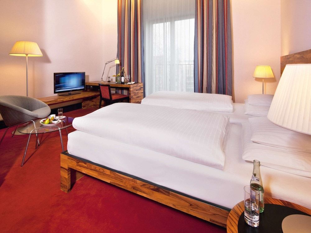 undefined Mövenpick Hotel Berlin 7