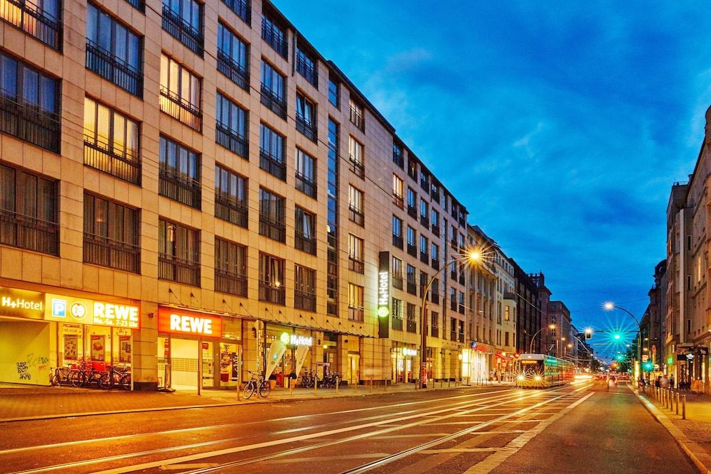 undefined H+ Hotel Berlin Mitte 7