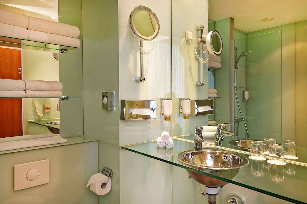 H+ Hotel Berlin Mitte Business Double Room 3