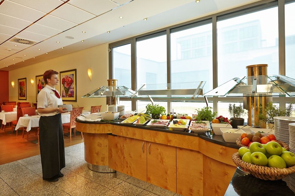 undefined H+ Hotel Berlin Mitte 9