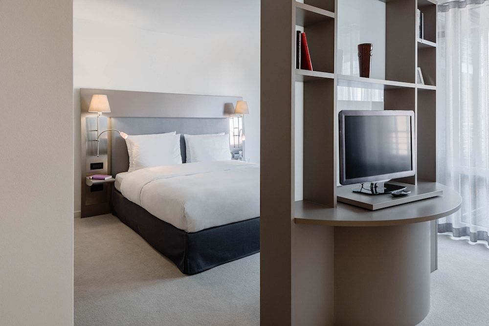 Suite (Management)