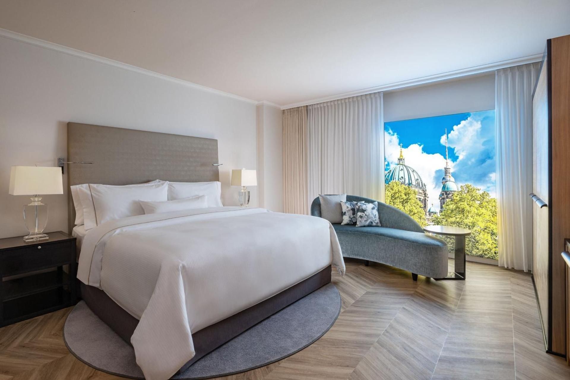 Westin Grand King Apartment