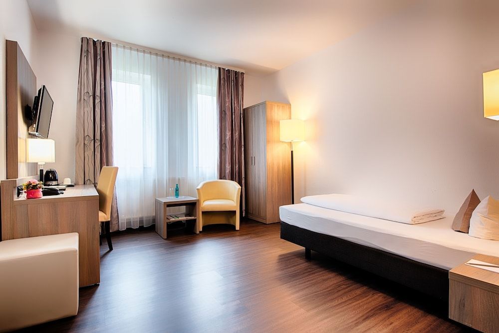 ACHAT Hotel Bochum Dortmund Business Single Room 2