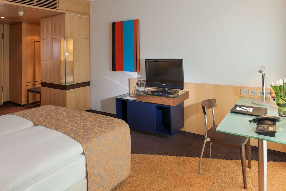 Dorint An der Messe Köln Standard Twin Room 2