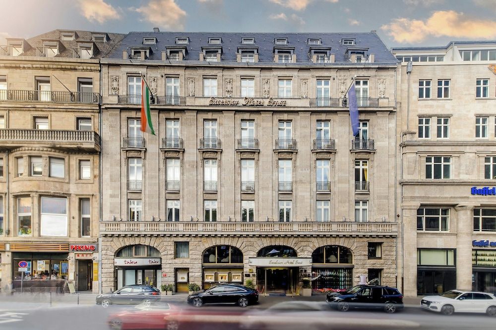 undefined Excelsior Hotel Ernst am Dom 6