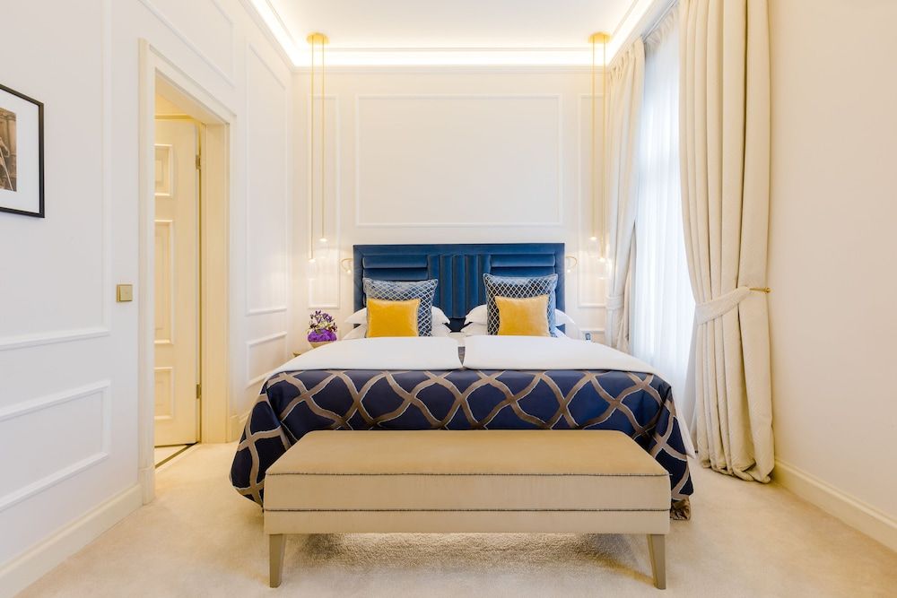 undefined Excelsior Hotel Ernst am Dom 7