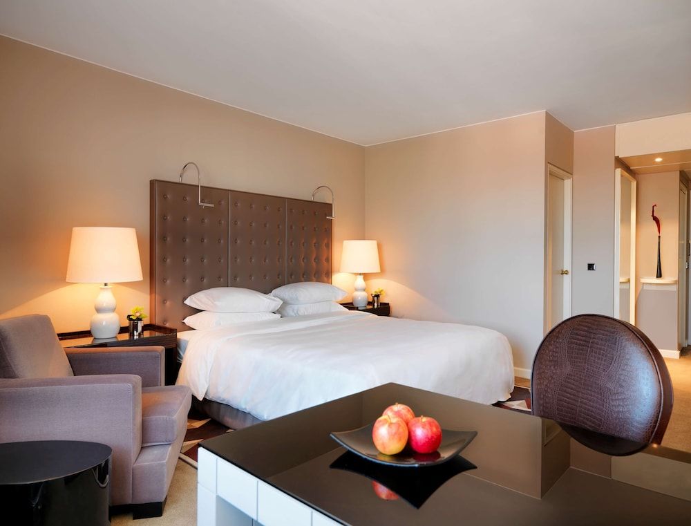 undefined Hyatt Regency Cologne 7