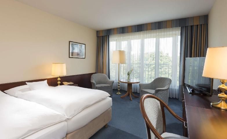 undefined Maritim Hotel Köln 5