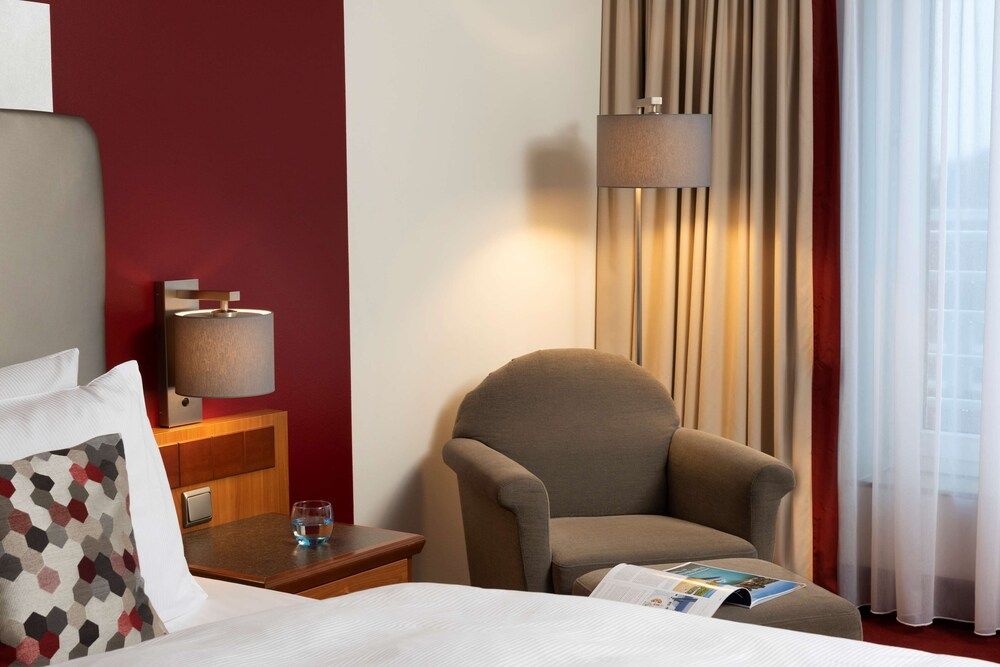 Dorint An den Westfalenhallen Dortmund Superior Room 3