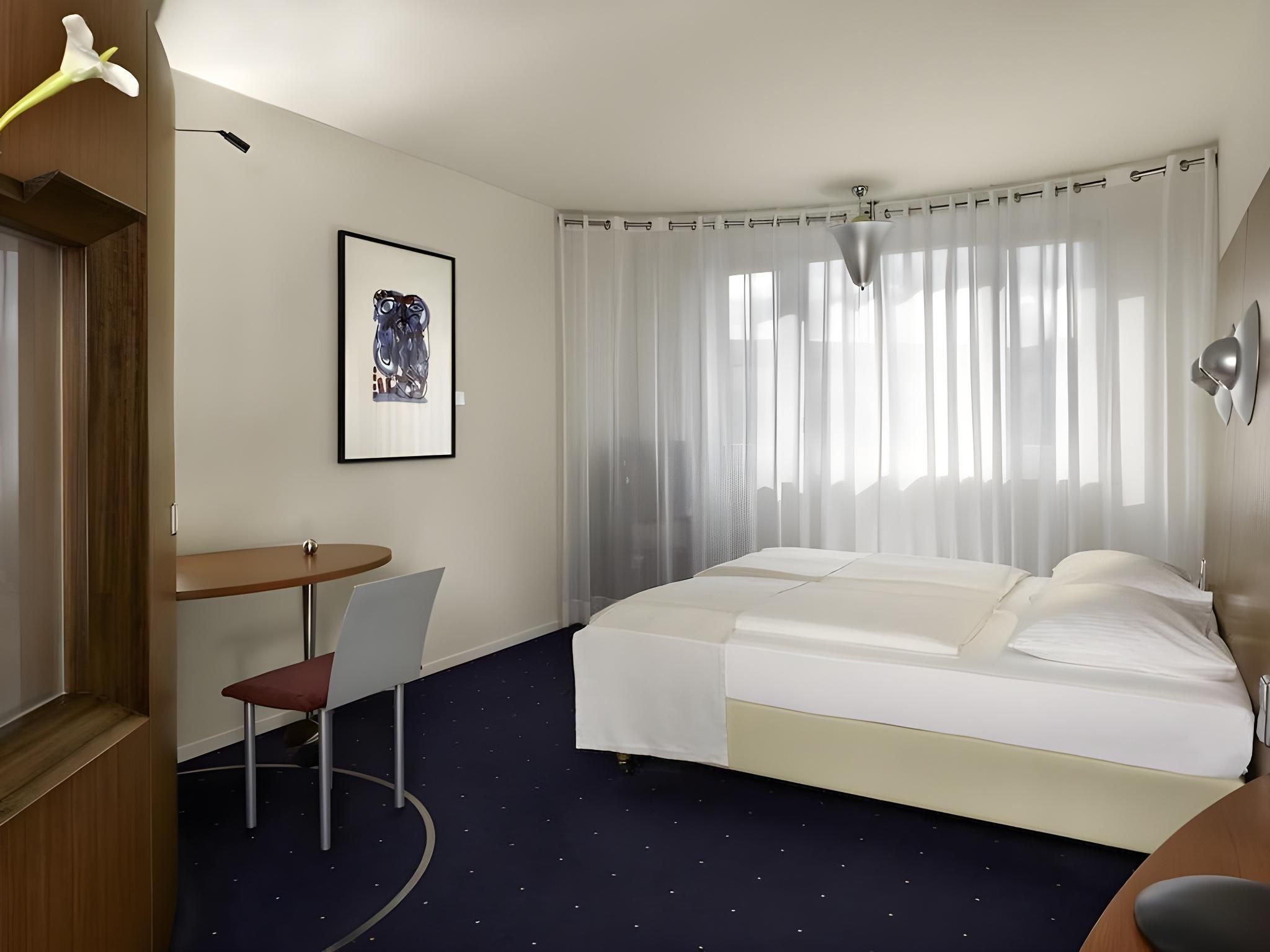 undefined Penck Hotel Dresden 8