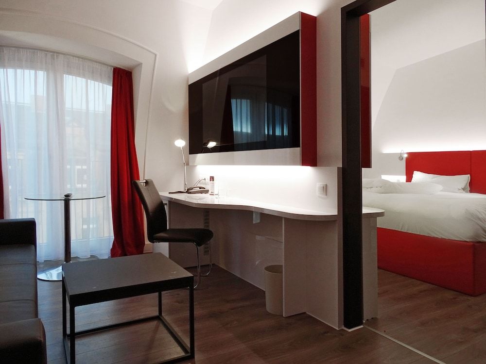 Dormero Hotel Dresden City Standard Room 10