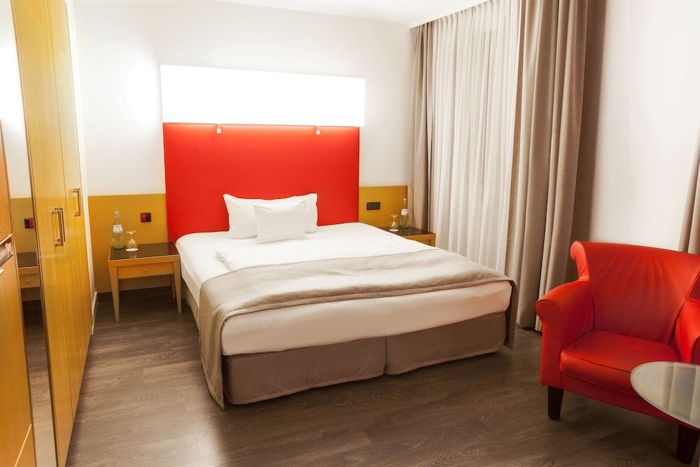 undefined Dormero Hotel Dresden City 3