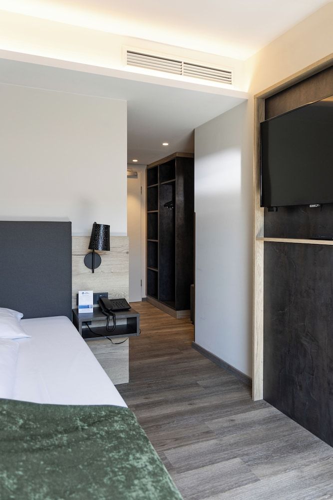 Best Western Hotel Muenchen Airport Standard Single Room 7