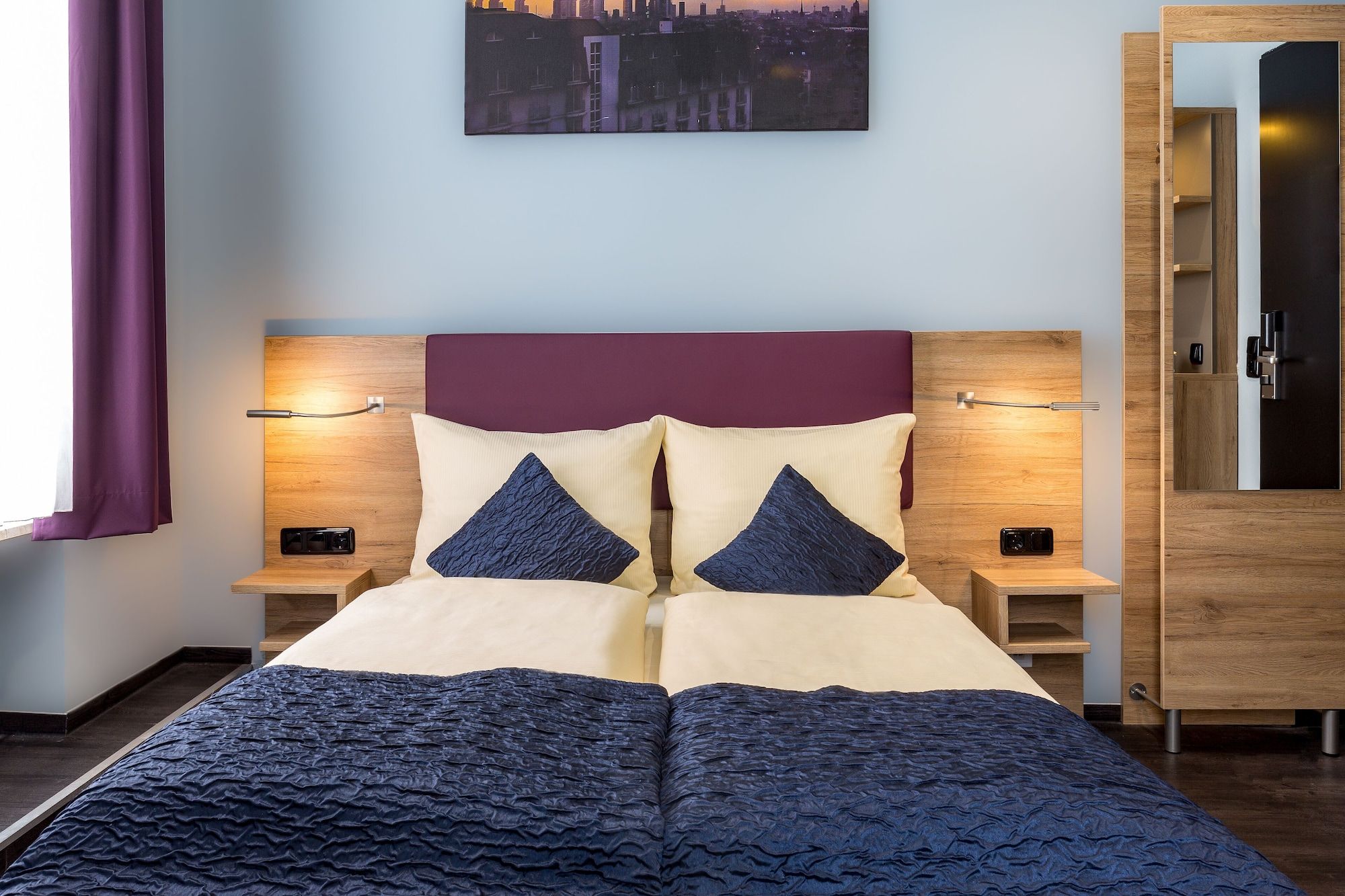 undefined Comfort Hotel Frankfurt Central Station 9