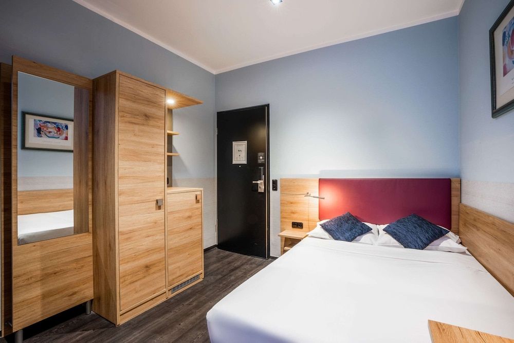 undefined Comfort Hotel Frankfurt Central Station 10