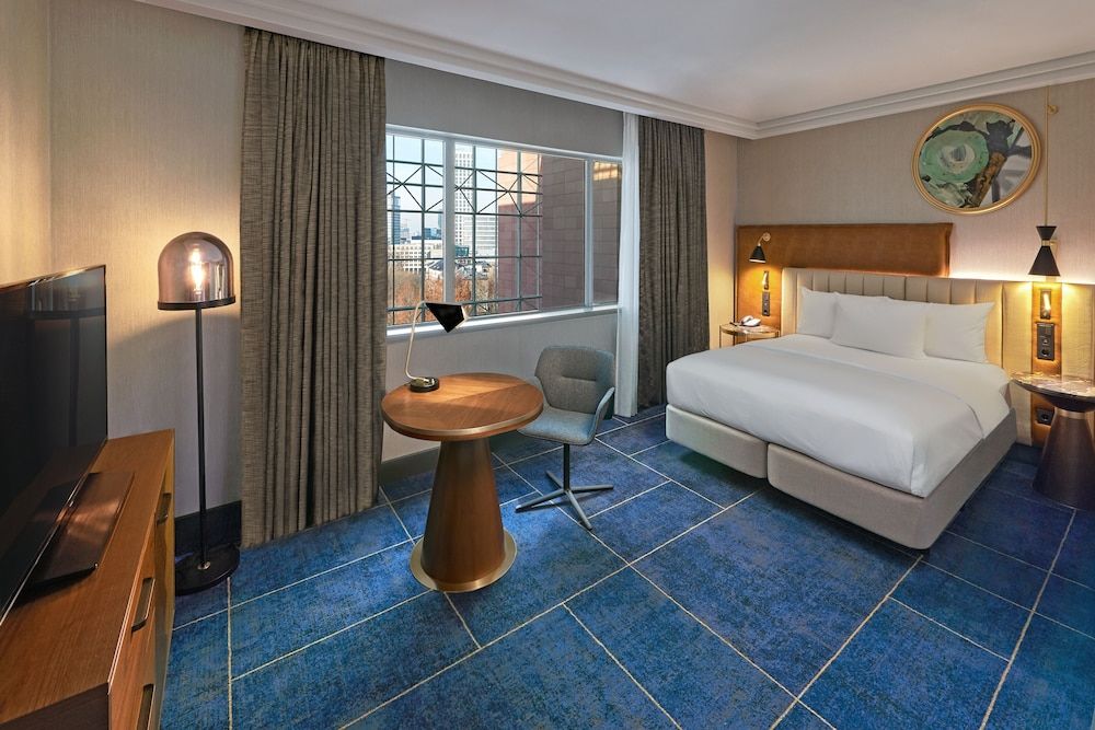 Hilton Frankfurt City Centre Room, 1 Queen Bed 3