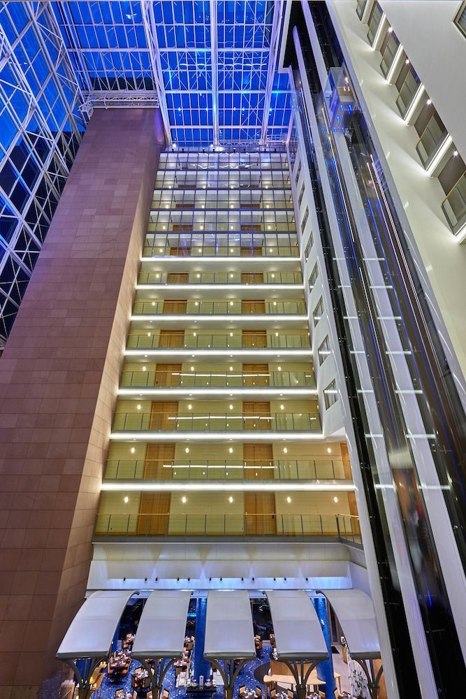 undefined Hilton Frankfurt City Centre 8