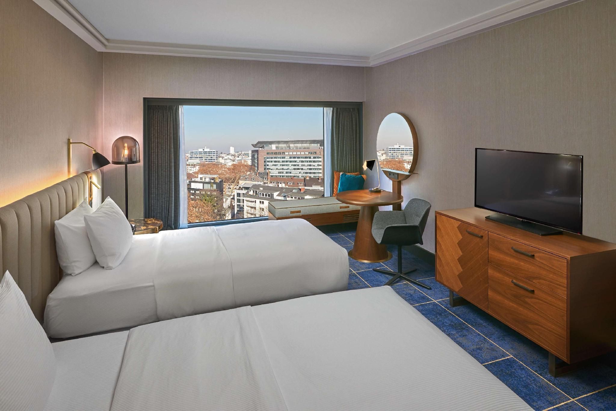 Twin Deluxe Room