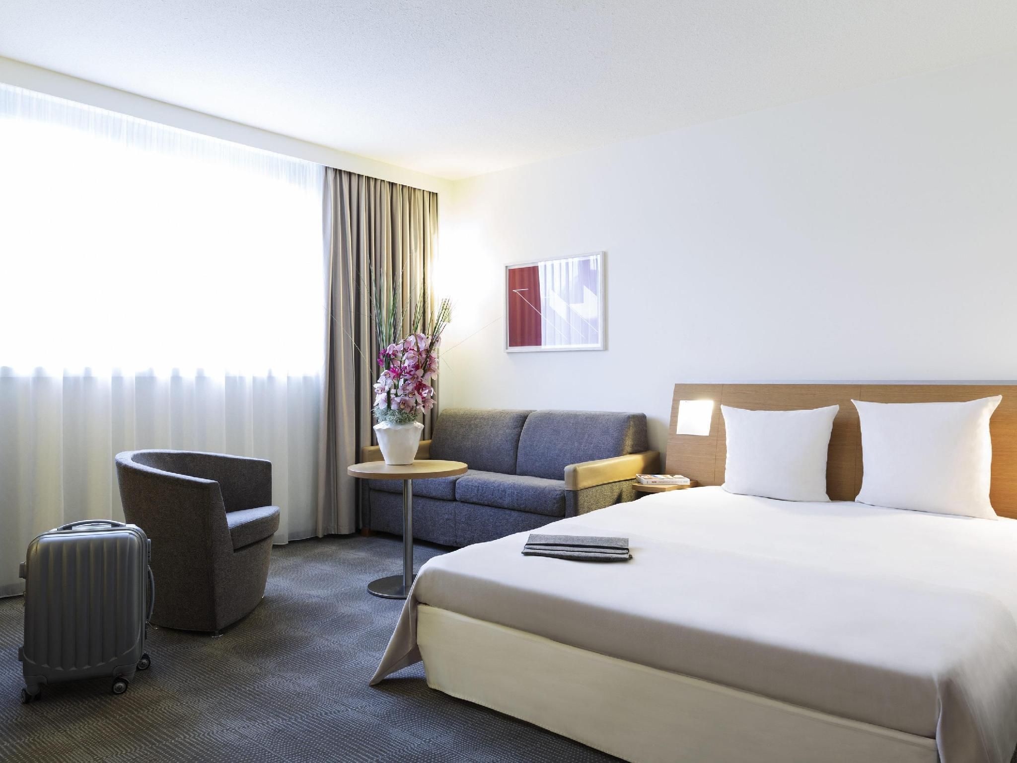 undefined Novotel Frankfurt City 6