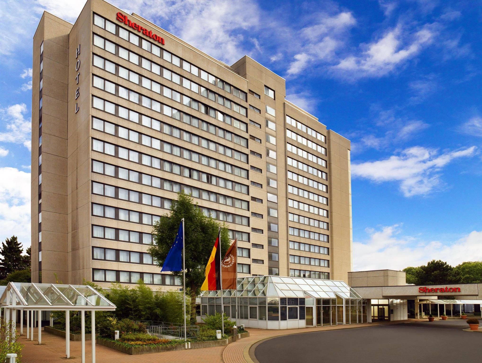 undefined Crowne Plaza Frankfurt Congress Hotel by IHG 2