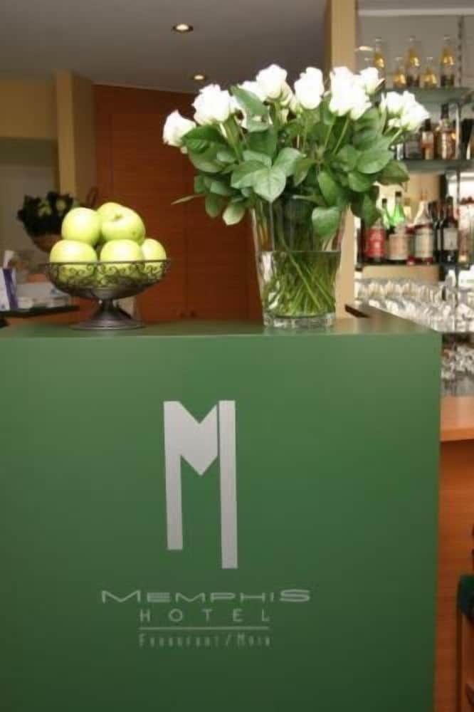 undefined Memphis Hotel 7
