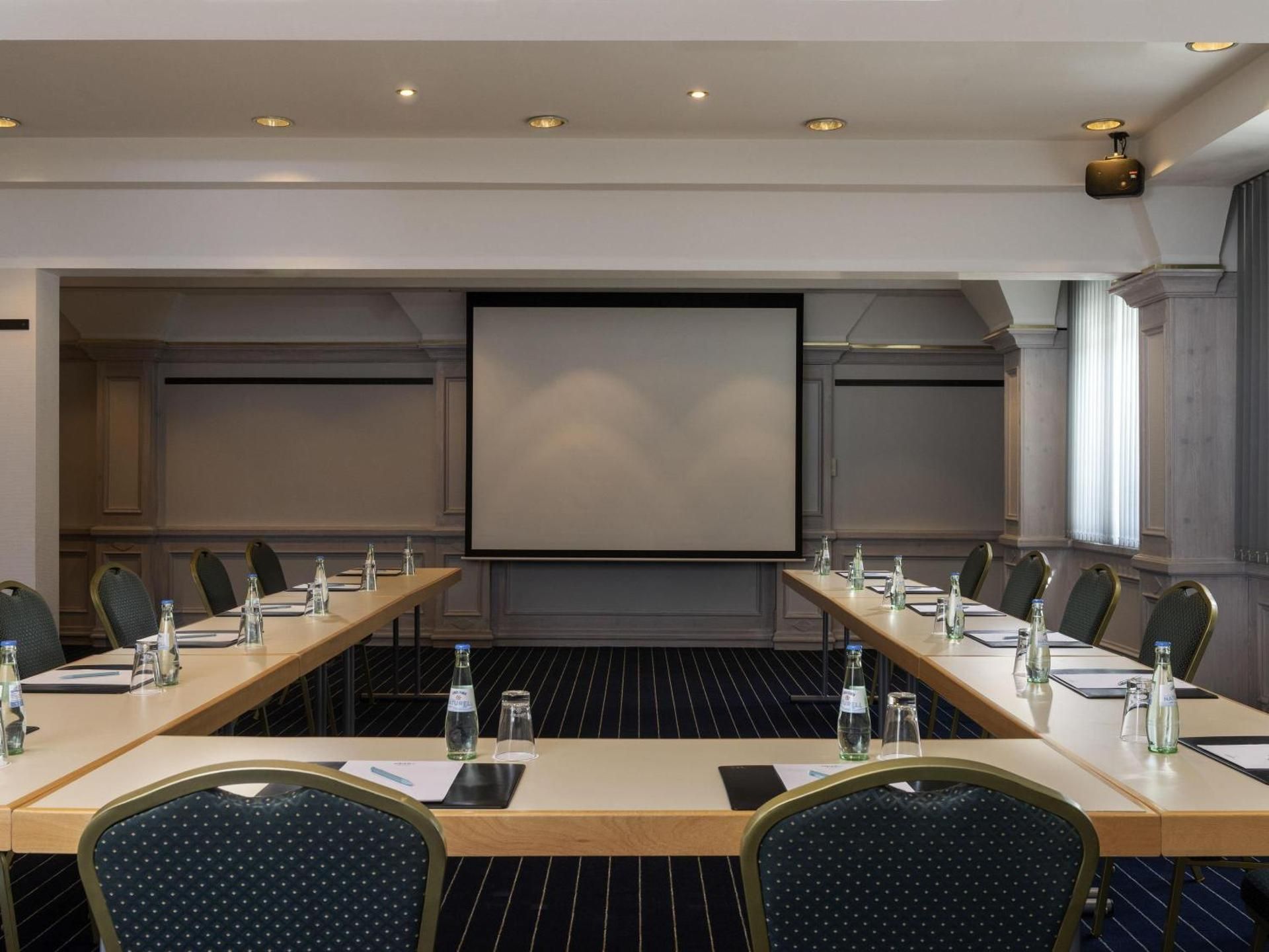 meeting room / ballrooms
