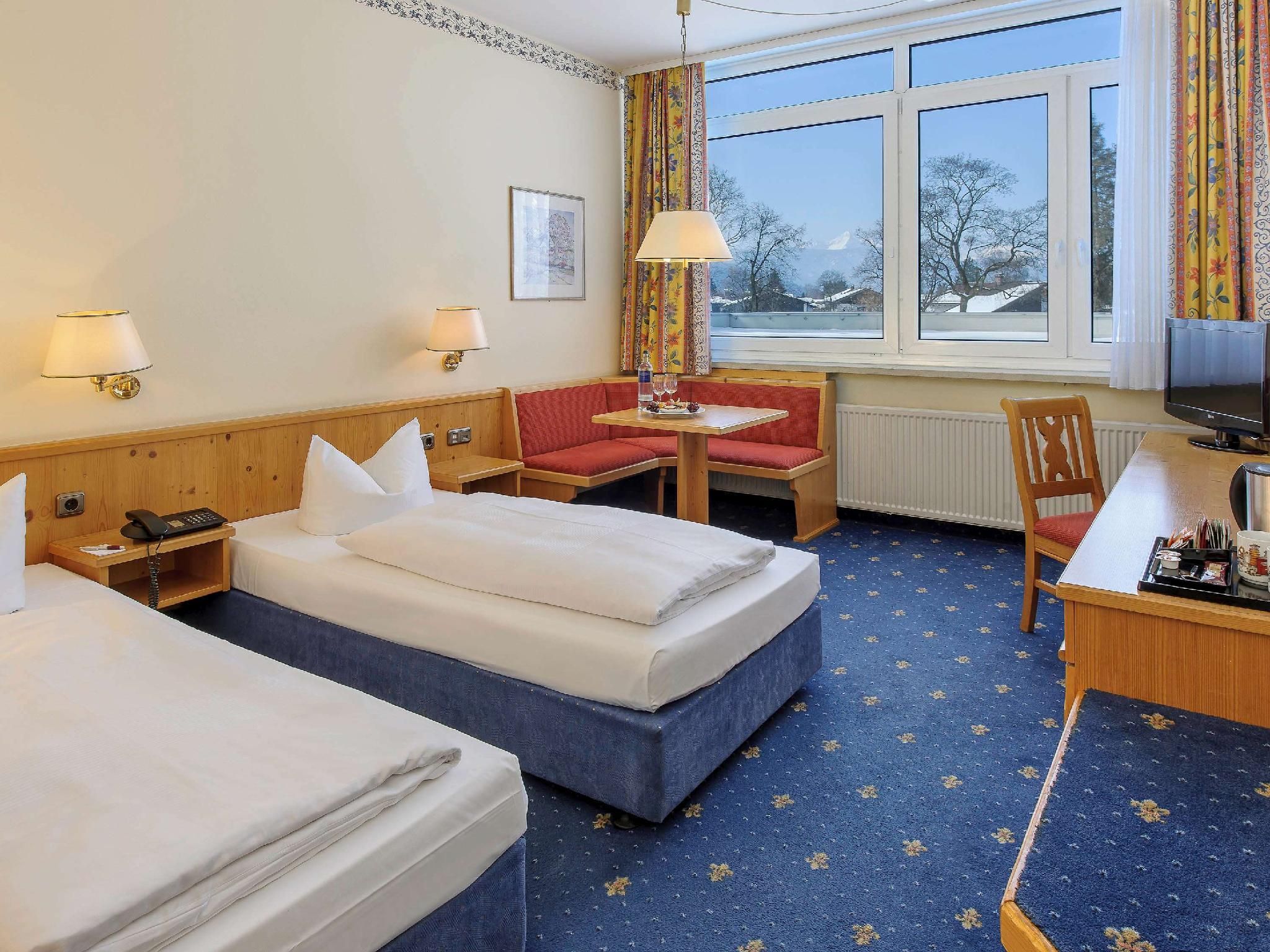 Standard Room with 2 Single Beds
