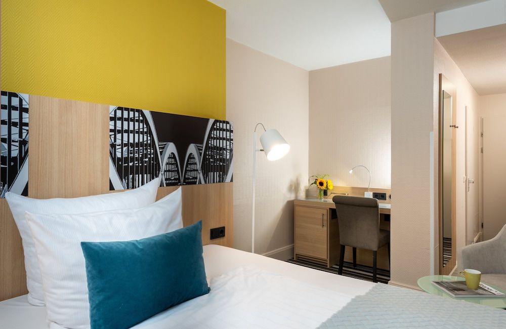Leonardo Hotel Hamburg Elbbruecken Comfort Room