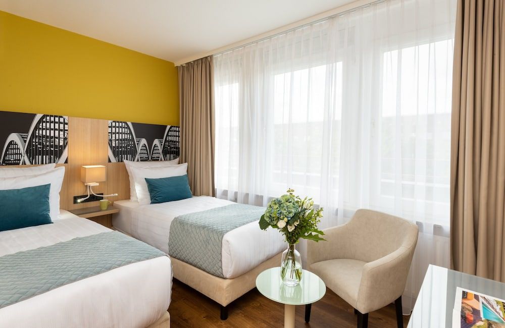 Leonardo Hotel Hamburg Elbbruecken Comfort Room 2