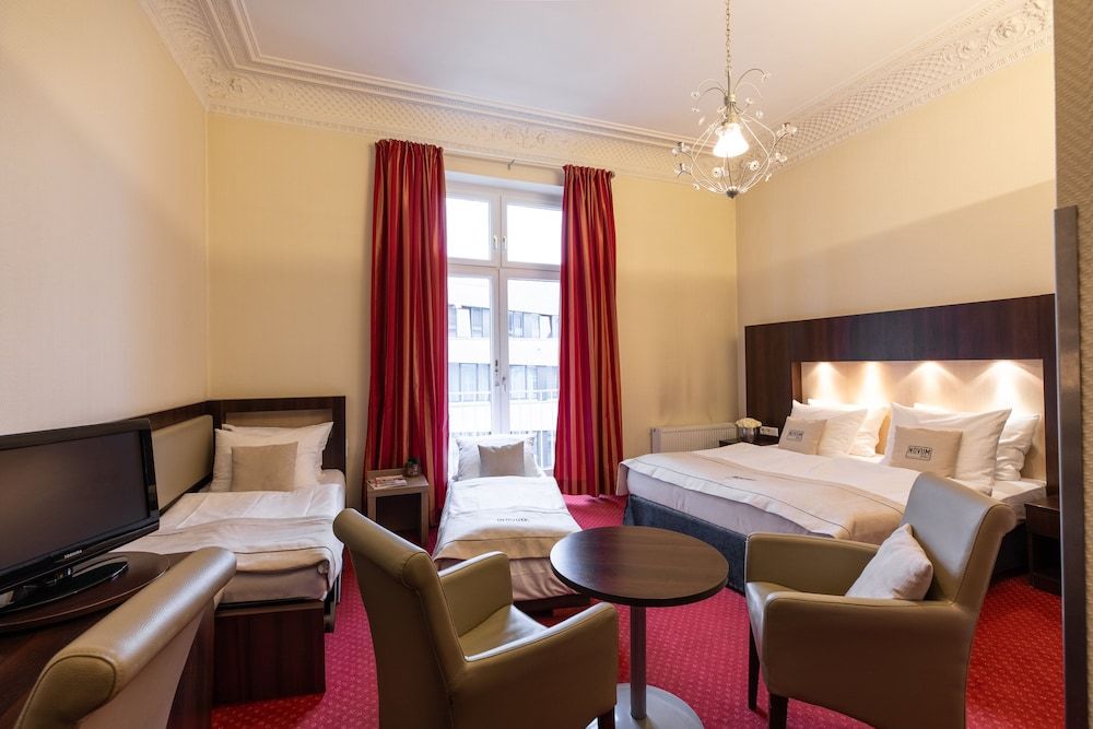 undefined Hotel Graf Moltke 3