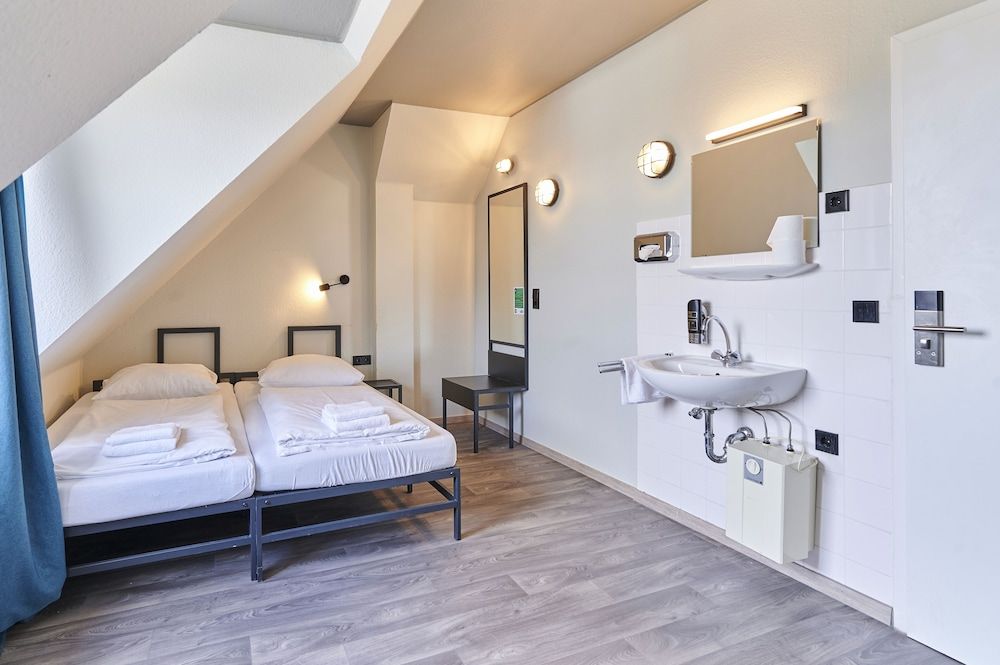 undefined a&o Hamburg Reeperbahn - Hostel 6