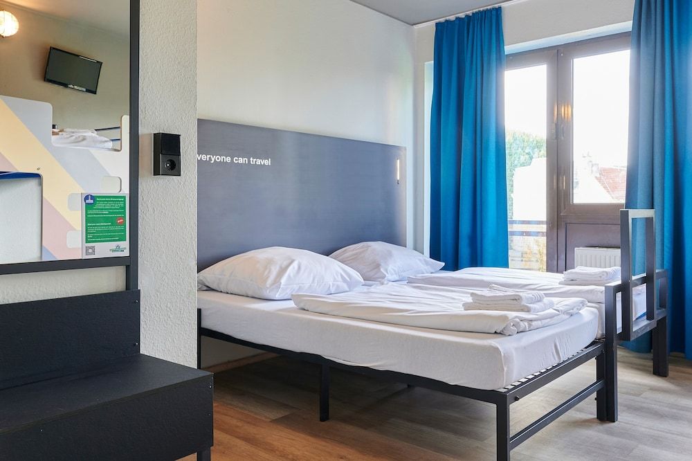 undefined a&o Hamburg Reeperbahn - Hostel 4