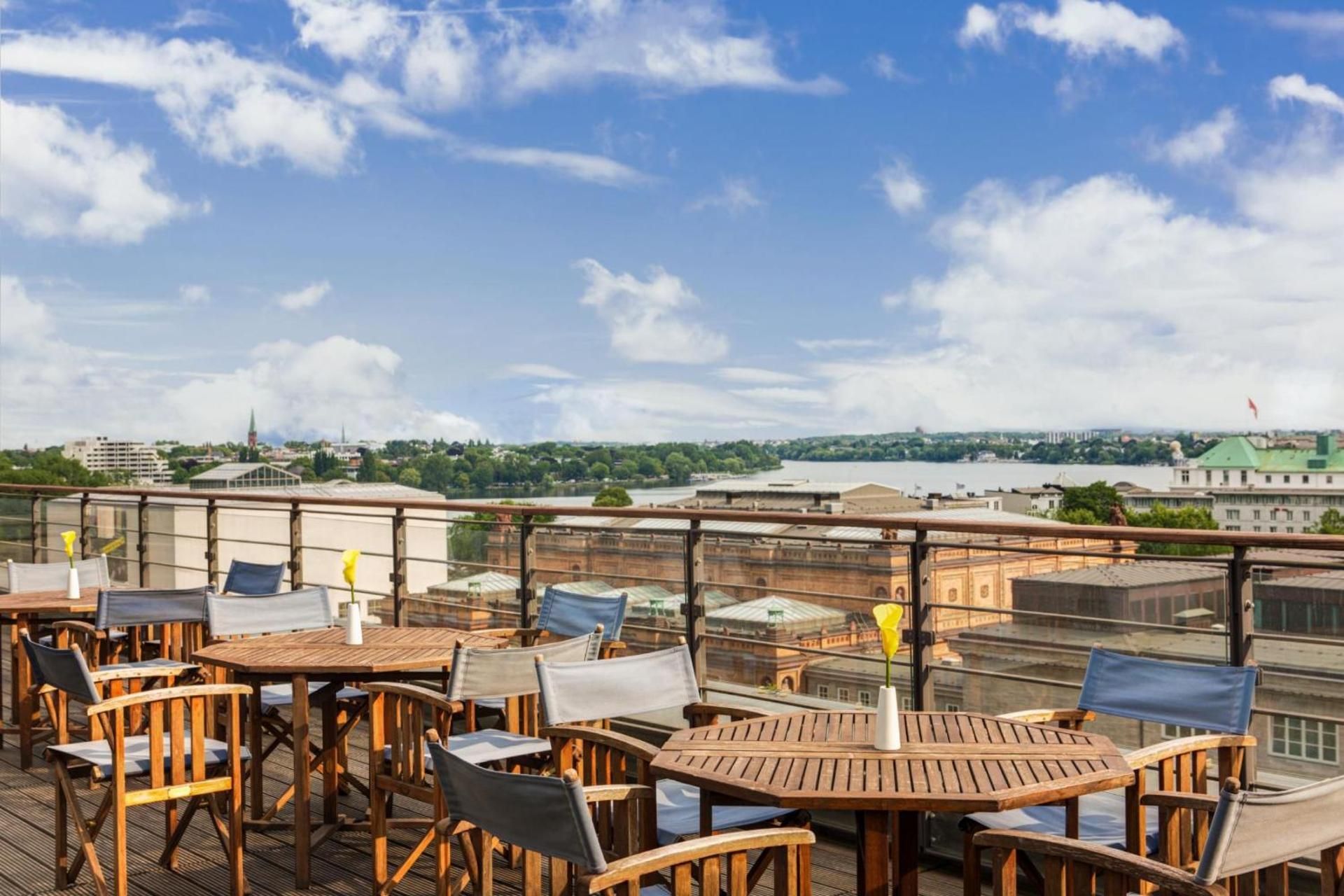 undefined InterCityHotel Hamburg Hauptbahnhof 8