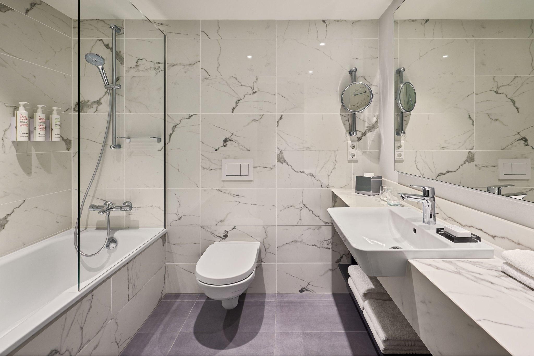 undefined Hamburg Marriott Hotel 5