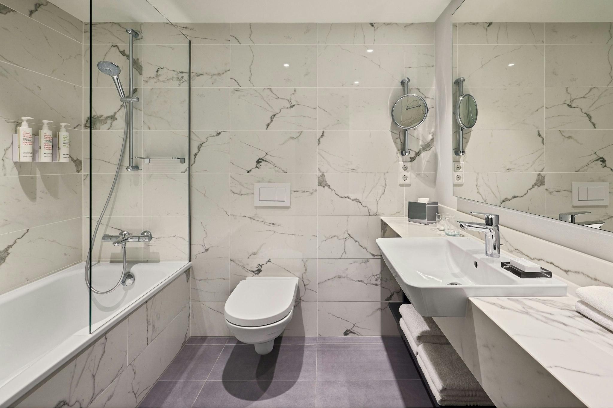 undefined Hamburg Marriott Hotel 9