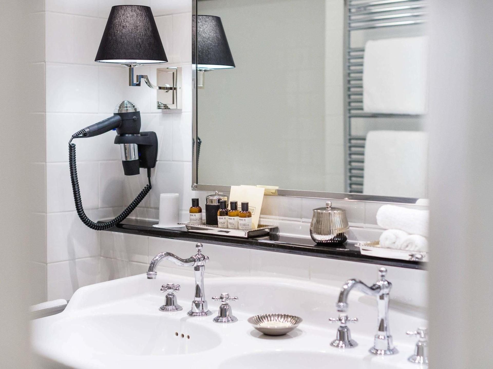 undefined Fairmont Hotel Vier Jahreszeiten Hamburg 7