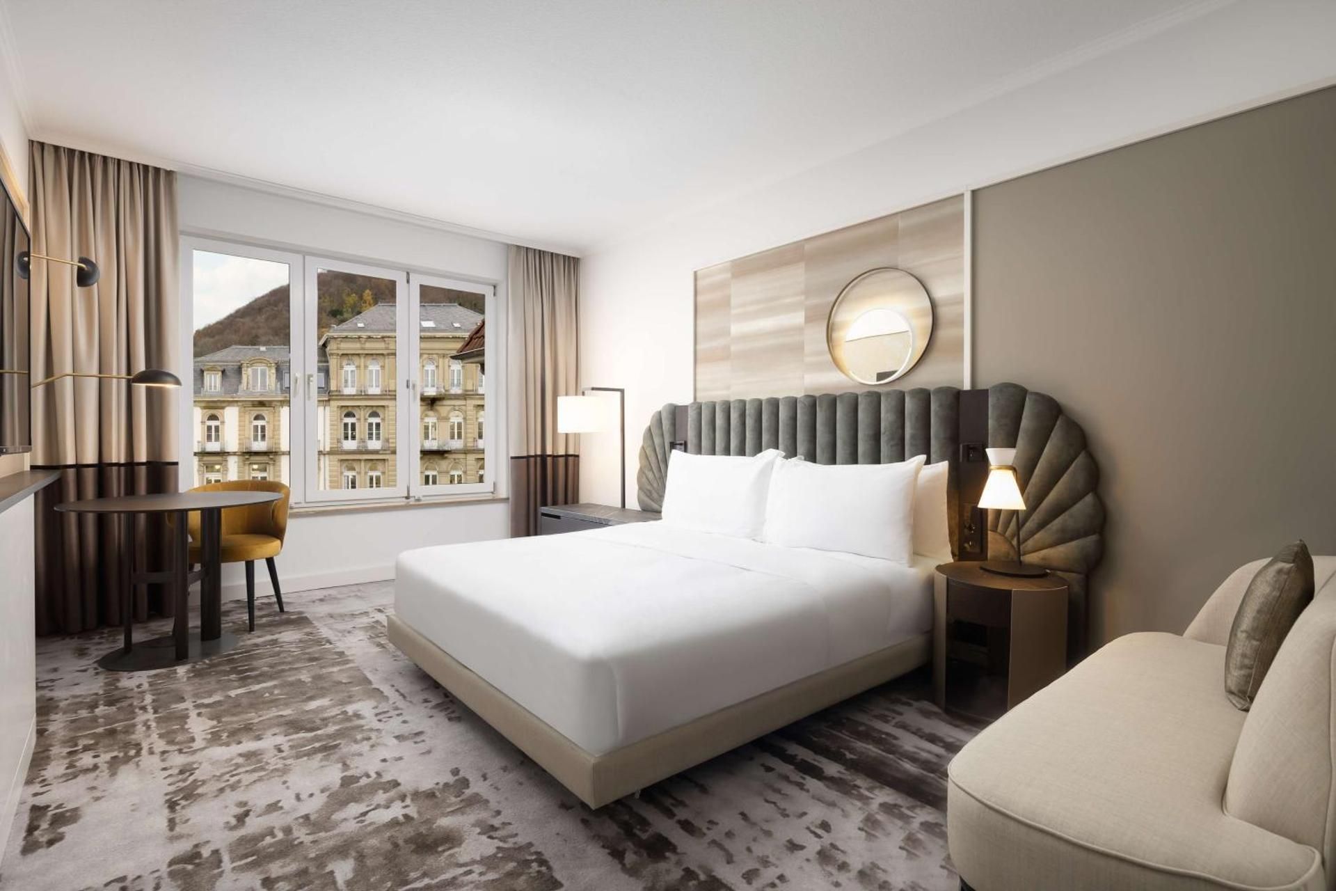Executive King Room - Lounge Access