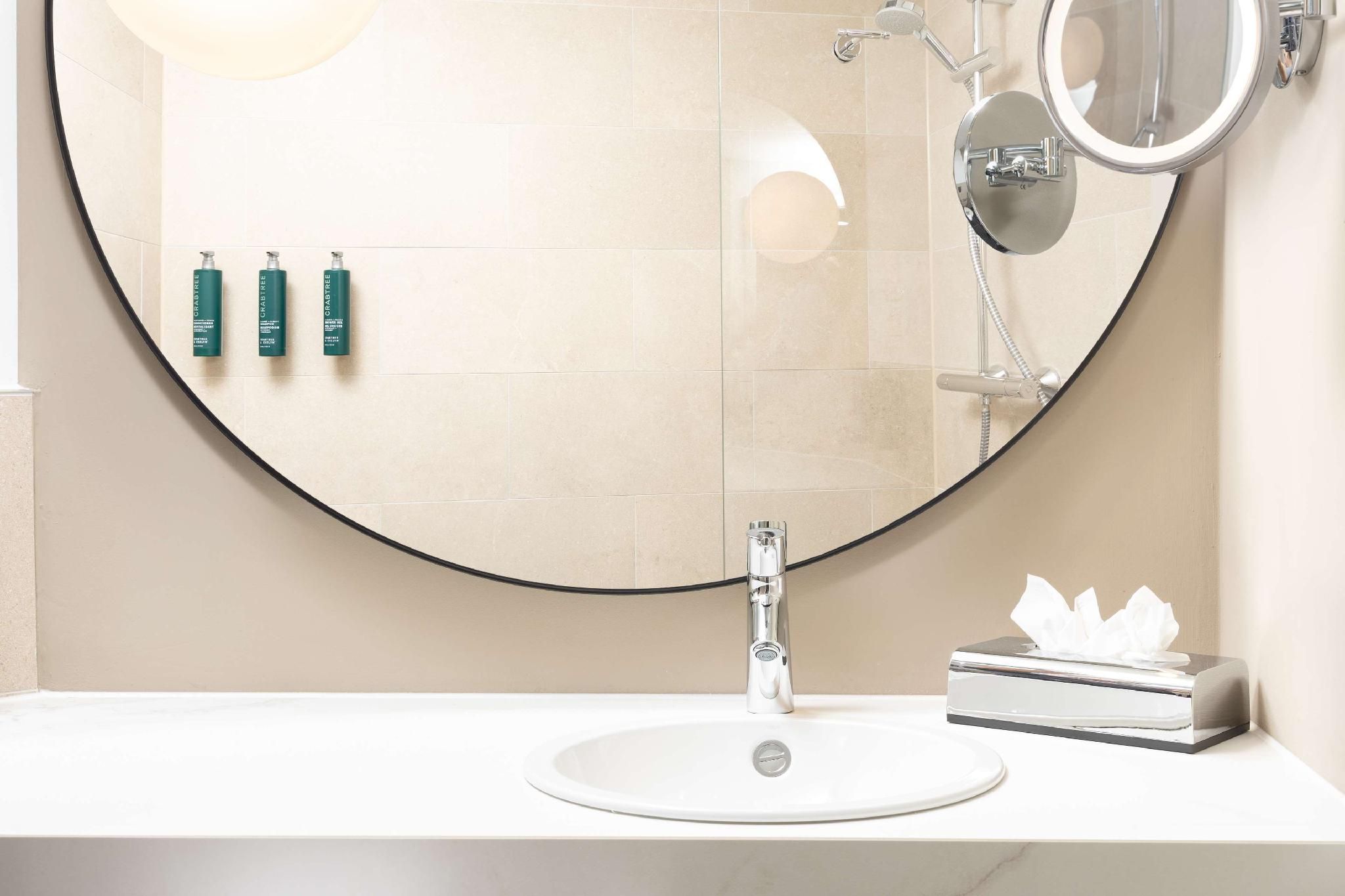 KING ONE BEDROOM SUITE